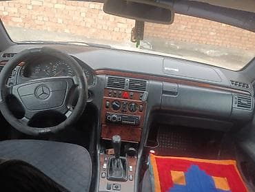 subaru 2000: Mercedes-Benz E-Class: 1998 г., 2.4 л, Механика, Бензин, Седан — 8