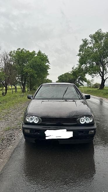 tayota progres: Volkswagen Golf: 1998 г., 1.6 л, Механика, Бензин, Хэтчбэк — 1
