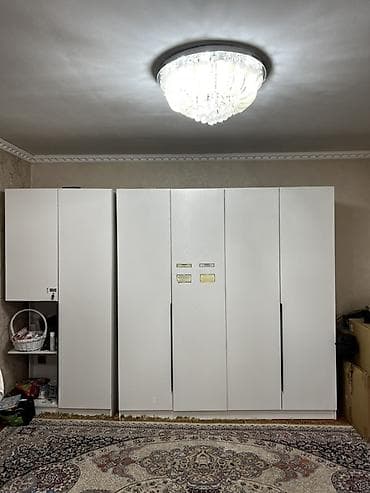 Срочно в связи с переездом.Цена снижена за 25000.Высота 2,8-ширина
