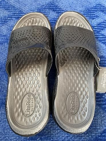 Босоножки, сандалии, шлепанцы: Мужские сандалии, 40, Crocs, Новый, цвет - Черный, Самовывоз, Платная доставка — 1