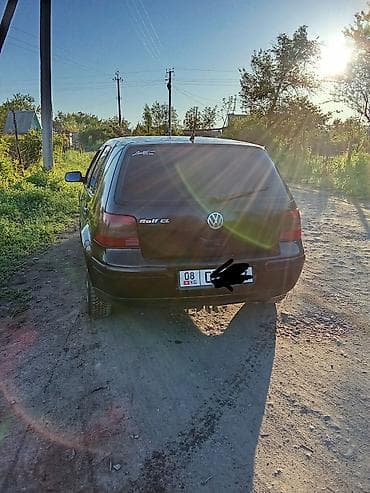 двигатель golf: Volkswagen Golf: 2000 г., 1.6 л, Ручные, Бензин, Хэтчбэк — 2