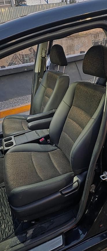 corolla 2004: Honda Odyssey: 2004 г., 2.4 л, Автомат, Бензин, Минивэн — 10