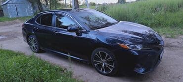 срочно продам авто в связи с переездом: Toyota Camry: 2017 г., 2.5 л, Автомат, Бензиновая, Седан — 2
