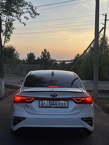byd e2 2023: Kia K3: 2019 г., 1.6 л, Автомат, Бензин, Седан — 1