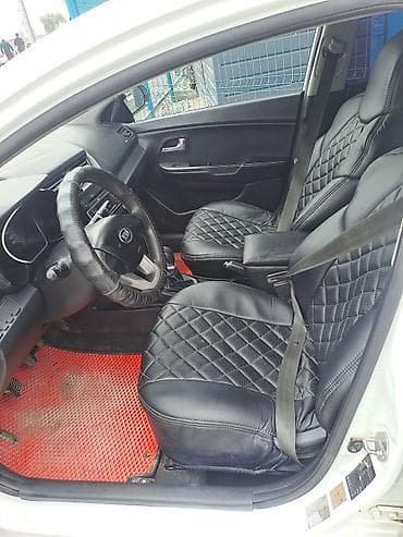 mini coper: Kia Rio: 2012 г., 1.4 л, Механика, Бензин, Седан — 4
