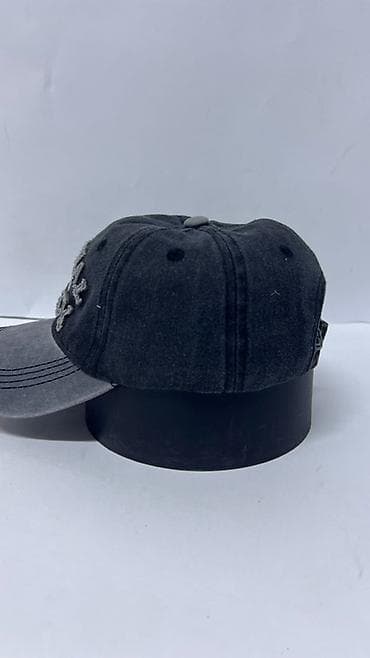 Женская обувь: Бейсболка темно‑серого цвета с выгоревшим эффектом. Жесткий изогнутый — 1