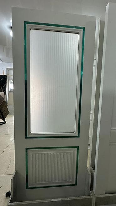 Межкомнатная дверь с декоративными вставками - Полотно с двумя