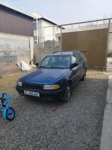 Opel Astra: 1991 г., 1.6 л, Механика, Бензин, Универсал