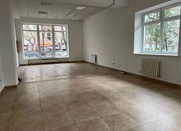 дом под офис: Сдаю Офис, 150 м², В жилом комплексе, 1 линия — 6