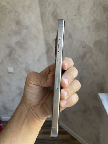 купить телефон недорого бу: IPhone 15 Pro Max, Б/у, 256 ГБ, Natural Titanium, Защитное стекло, Чехол, 89 % — 3