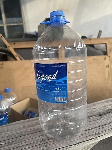 продаю овощ: Пустые бутылки 5 литров и 10 литров
Баклажки — 1