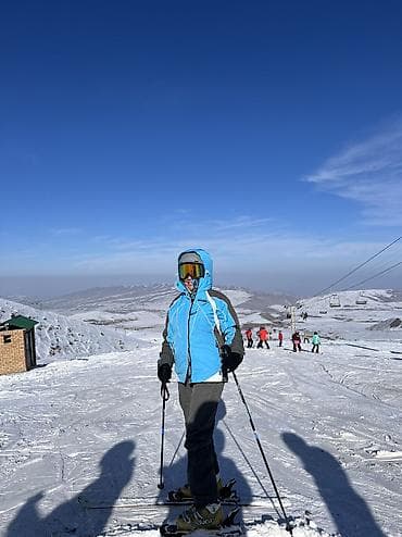 костюмчик: Лыжный костюм женский Есть 46 на на втором фото и 40-42 размер на — 2