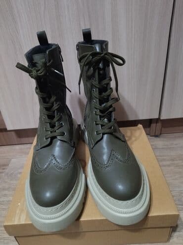 Ботинки и ботильоны: Новые стильные модные ботинки р.40 деми, эко кожа — 2