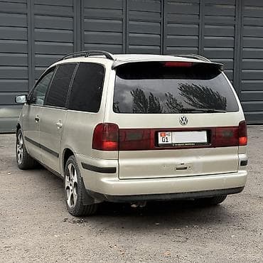 Продажа авто: Volkswagen Sharan: 2001 г., 1.8 л, Механика, Бензин, Минивэн — 4