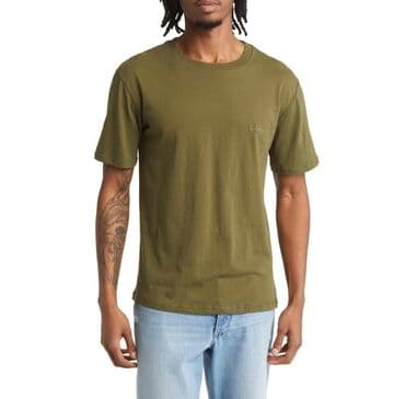 pull bear: CATERPILLAR. Хлопковая футболка с вышивкой.Неброская брендовая вышивка — 1