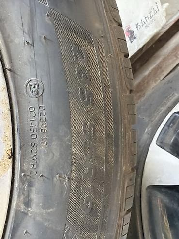 Колесо летнее Hankook R19 235/55, литой диск 5x114.3, вылет ET54 — 9