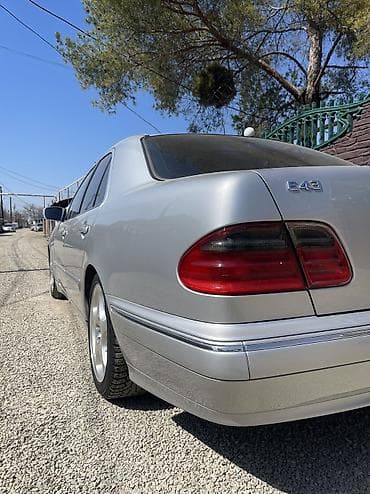 бвд е2: Mercedes-Benz E-Class: 2002 г., 4.3 л, Автомат, Бензин, Седан — 3