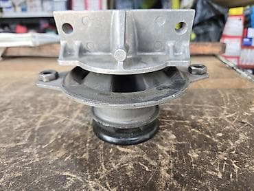 sprinter 2 9: Подушка мотора Mercedes-Benz Новый — 1