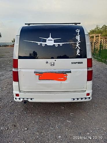 Honda Stepwgn: 2003 г., 2 л, Автомат, Бензин, Минивэн — 2