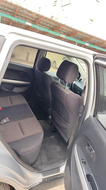 таота версо: Toyota ist: 2002 г., Автомат, Бензин, Хэтчбэк — 7