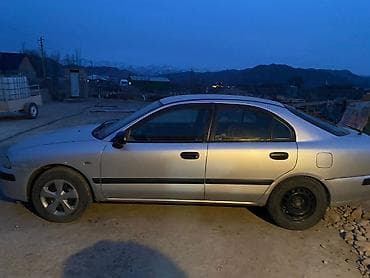 опел вектора с: Mitsubishi Carisma: 2000 г., 1.9 л, Бензин, Седан — 4