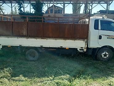 мини борт: !Kia Bongo III (Hi-Truck) — компактный бортовой грузовик. Основные — 4