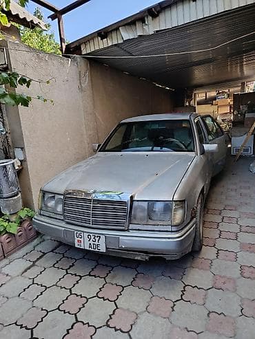 е 190: Mercedes-Benz W124: 1991 г., 2 л, Механика, Бензин, Седан — 1