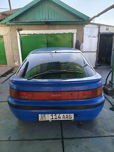 Mazda 323: 1991 г., 1.6 л, Механика, Бензин, Хэтчбэк