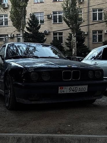 1990: BMW 5 series: 1990 г., Седан — 3