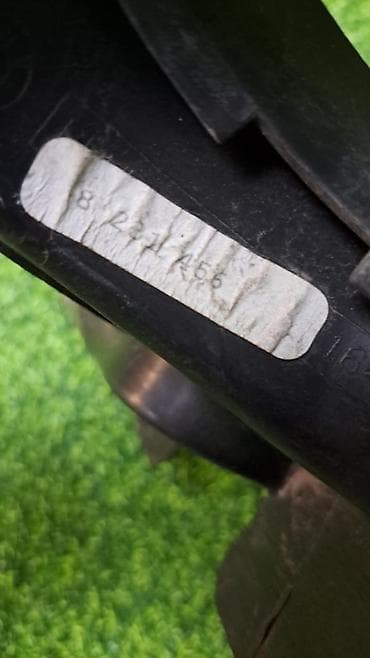 е38: Пластик моторного отсека Е38 8 231 456 Год 2000 В отличном состоянии — 4