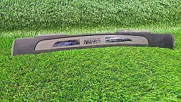 e39 е39: Решетка радиатора BMW 2002 г., Б/у, Оригинал — 2