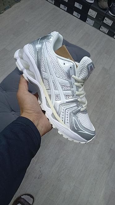 гель алоэ вера: Мужские кроссовки, 43, Asics, Новый, цвет - Белый — 1