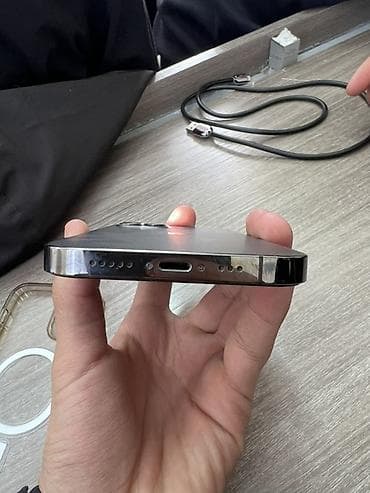 ipad 5 mini: IPhone 12 Pro, Б/у, 128 ГБ, Графит, Кабель — 4