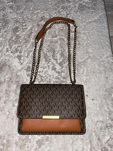 Классикалык сумка, Michael Kors, Материалы: Айкалыштырылган материал, Магнит илмектер, Балдага, Колдонулган