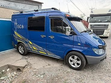 Унаа: Жеңил жүк ташуучу унаа, Mercedes-Benz, Стандарт, 1,5 т, Колдонулган — 2