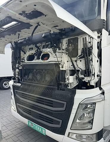 литые диски volvo xc60: Тягач, Volvo, 2019 г. — 8