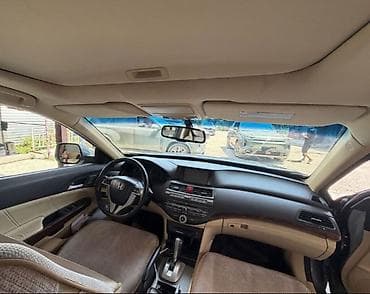 лифтбек: Honda Crosstour: 2011 г., 3.5 л, Автомат, Лифтбек — 3