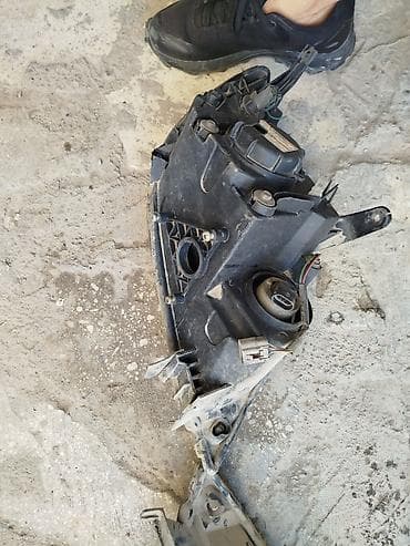 renault master: Фары передние на демио2 с 2002г по 2004г грязные у одного ушки — 5