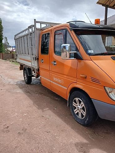 спринтер 5 тон: Легкий грузовик, Mercedes-Benz, Дубль, 3 т — 4