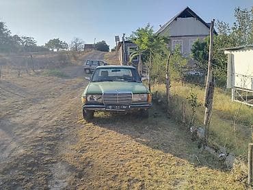 bmw x6 e71: Mercedes-Benz W123: 1982 г., 1.8 л, Механика, Бензин, Седан — 4