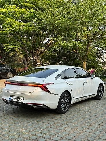 avante n line: Kia K8: 2022 г., Гибрид, Седан — 5