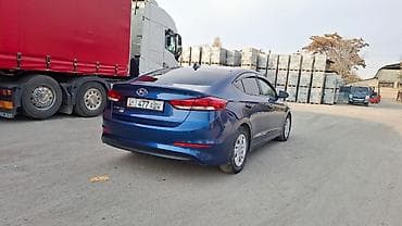 элантра 2018: Hyundai Elantra: 2018 г., 2 л, Бензин, Седан — 3