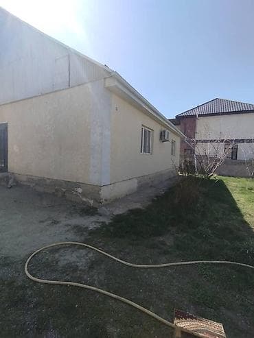 отдам дешево: Срочно продается дом! Продается жилой дом на участке 5 соток. Вторая — 3