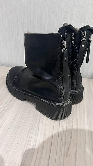 мужские зимние штаны: Зимние женские ботинки/полусапоги, черные. - Материал верха — 3