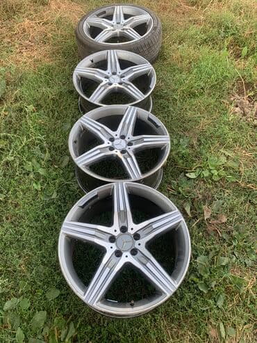 зимние шины на ниву 21214: Литые Диски R 20 AMG, Комплект, отверстий - 5, Б/у — 2