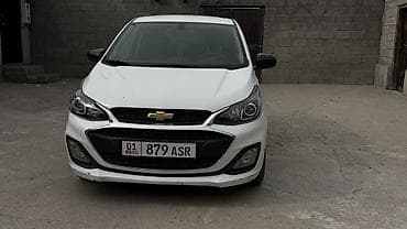 Chevrolet Spark: 2021 г., 1 л, Автомат, Бензин, Хэтчбэк