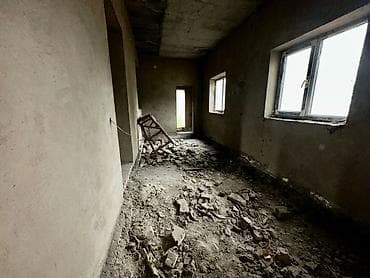 частный дом лебединовка: Продаётся кирпичный дом с огороженным участком. Лебединовка, переулок — 3