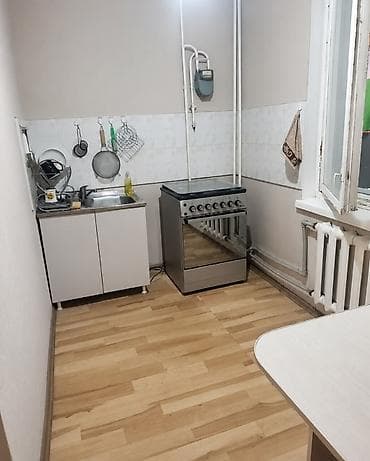 1 комната, 33 м², 105 серия, 8 этаж, Требуется ремонт — 5