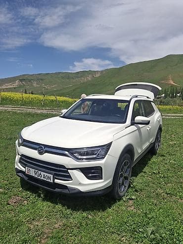 hongqi h5: Ssangyong Korando: 2022 г., 1.6 л, Типтроник, Дизель, Кроссовер — 3