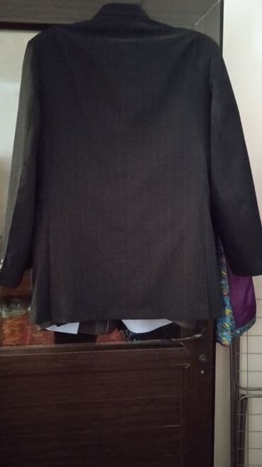 прокат мужских костюмов [возьми на прокат] бишкек фото: Продаю мужской костюм размер 50/52 новый цвет серый двубортный 1500 — 2